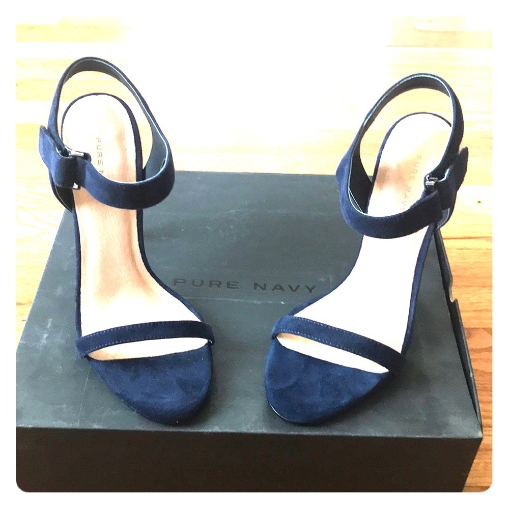 Pure Navy heels navy blue suede 8